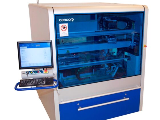 Cencorp 1500 OF med lineære motorer og aktiv clinche enhed